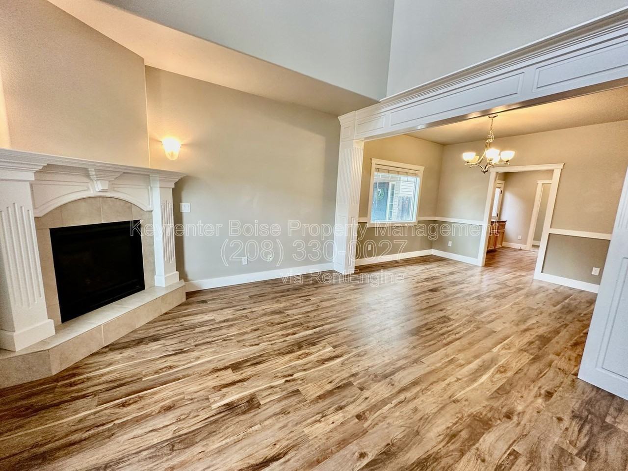 2225 S Dorothy Ave - Photo 2 of 17