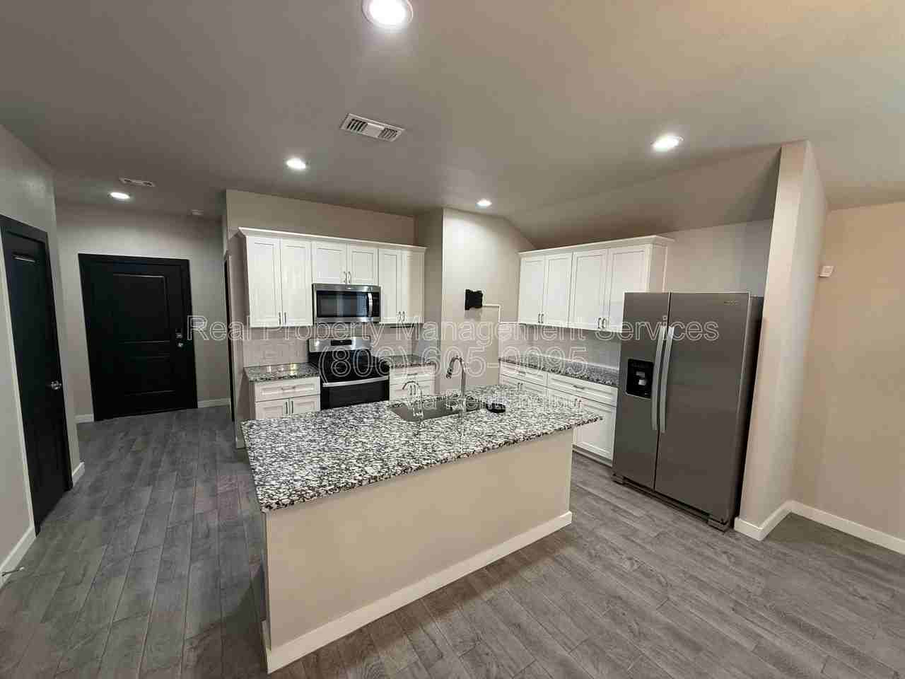 2903 134th St - Photo 3 of 15