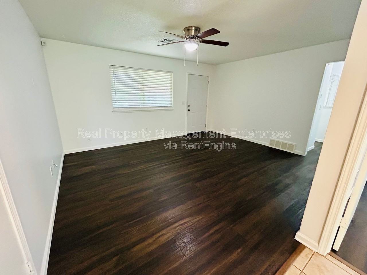 633 Lotus Ave - Photo 6 of 21