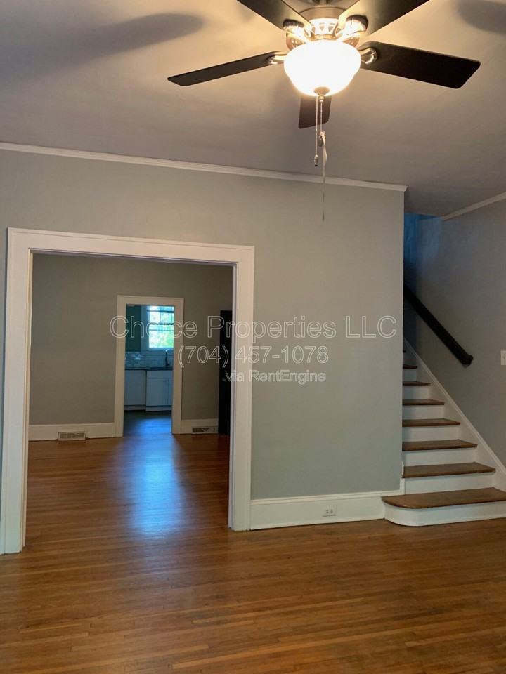 1617 Fountain Vw - Photo 2 of 9