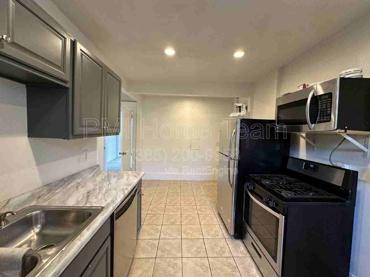 2835 Grant Ave #1 - Photo 7 of 15