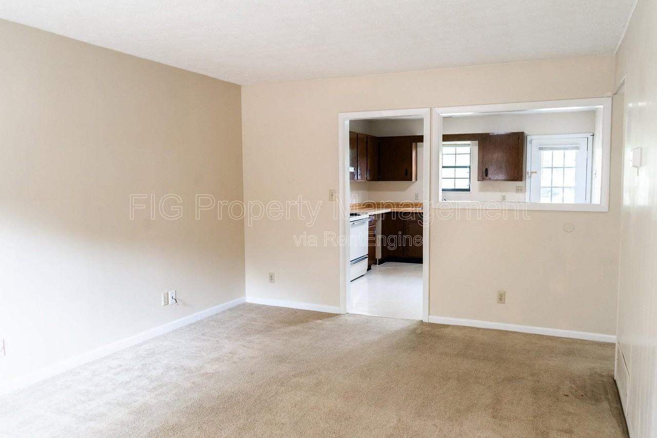 1828 Lively Rd - Photo 3 of 23