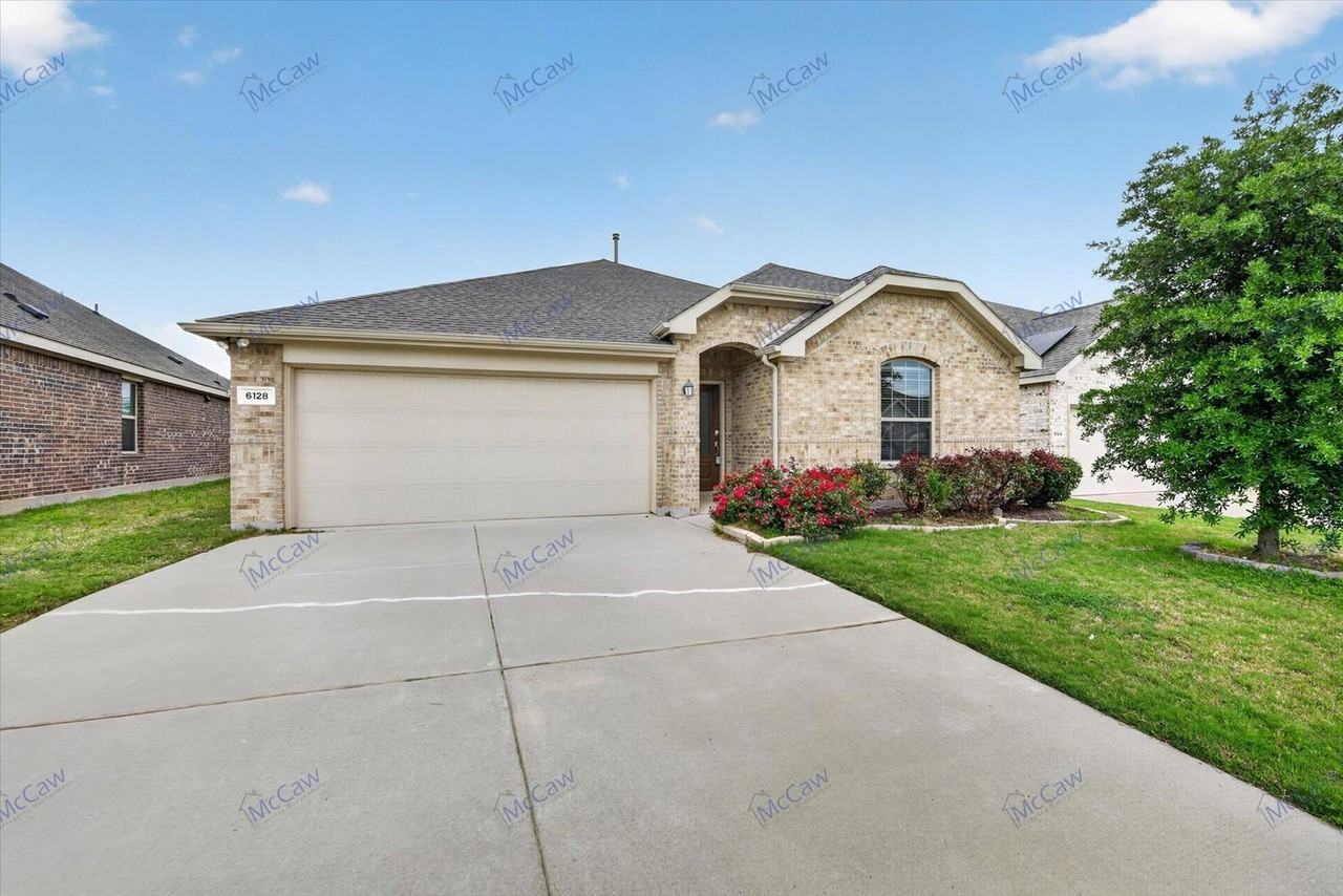 6128 Fall Creek Ln - Photo 2 of 26