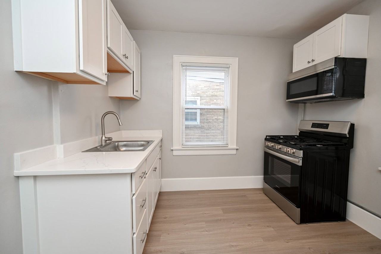 4007 Huston Ave #2 - Photo 7 of 12