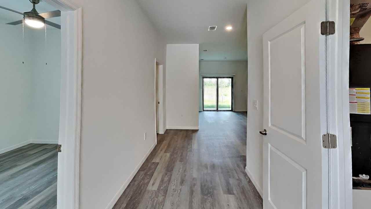 4028 Sw 7th Pl - Photo 2 of 50