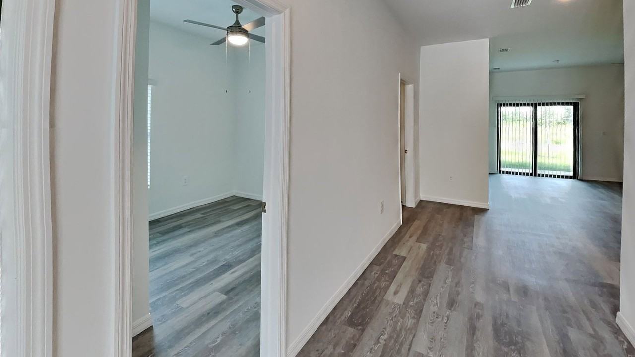 4028 Sw 7th Pl - Photo 3 of 50