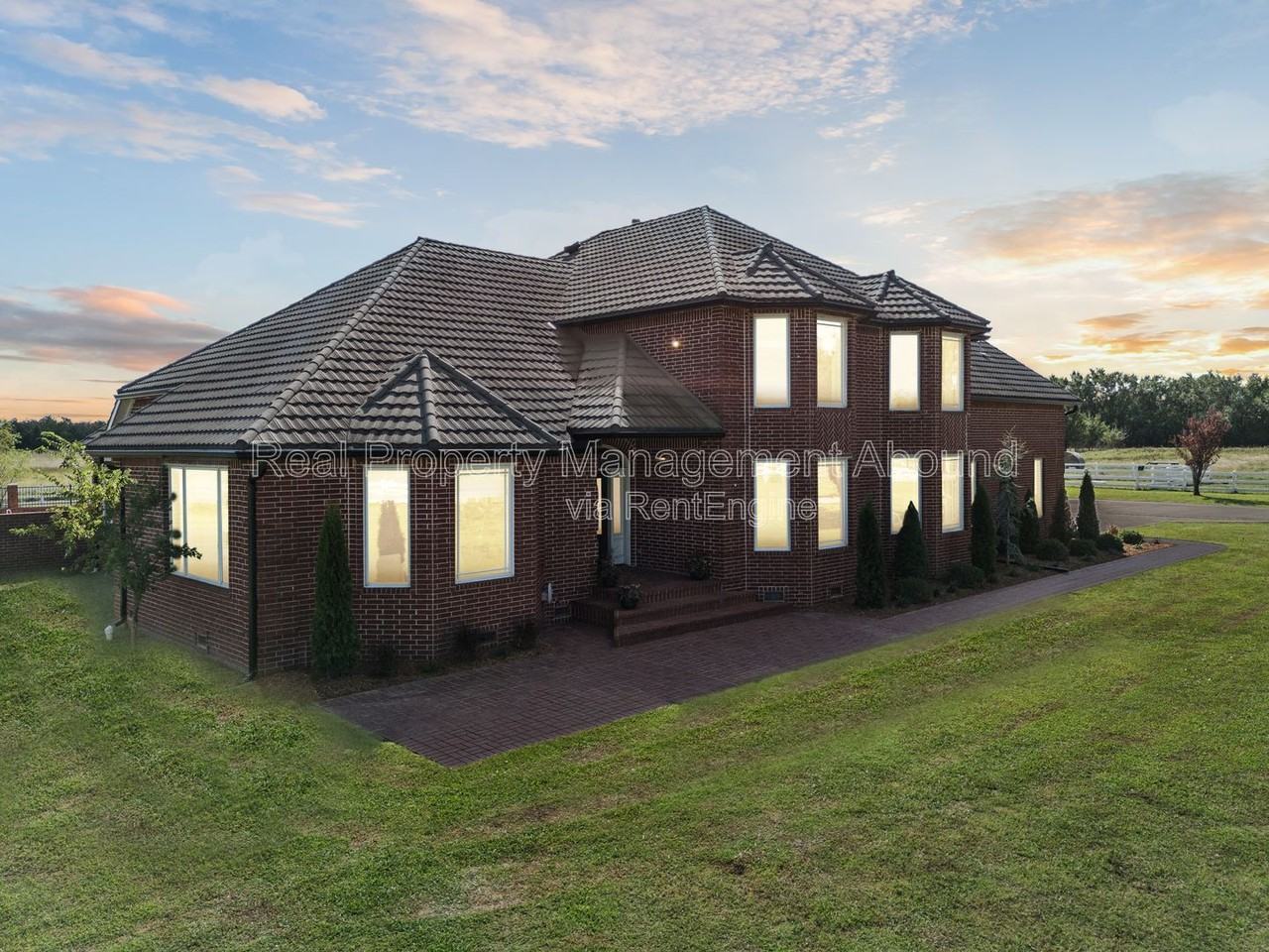 6202 E 191st St S - Photo 4 of 50