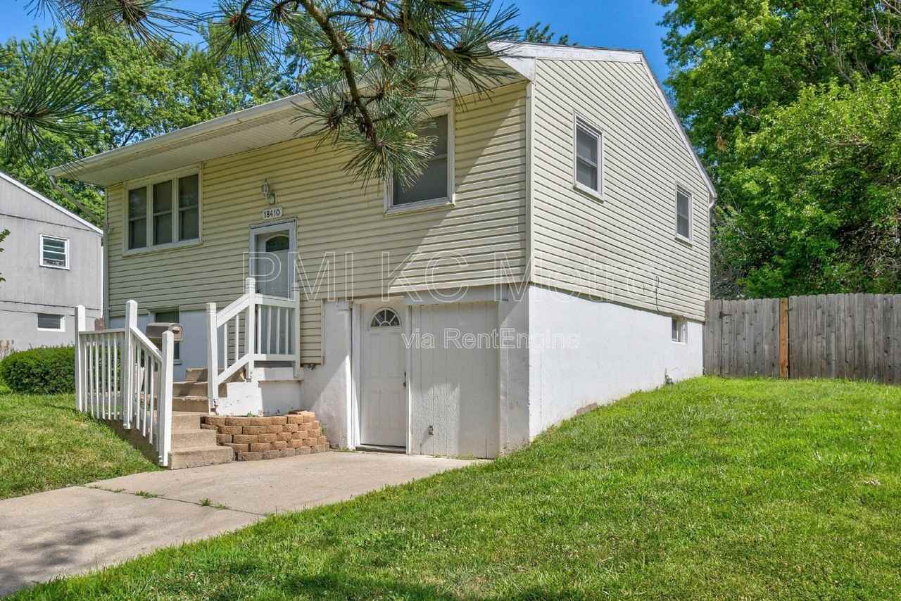 18410 E Shoshone Dr - Photo 2 of 21