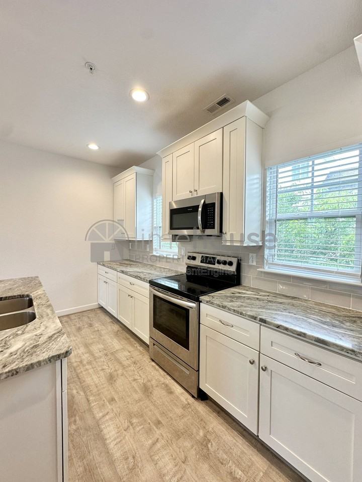 4319 Pinter Ln #1 - Photo 7 of 27