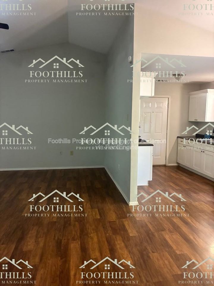 303 Green Forest Dr - Photo 6 of 18