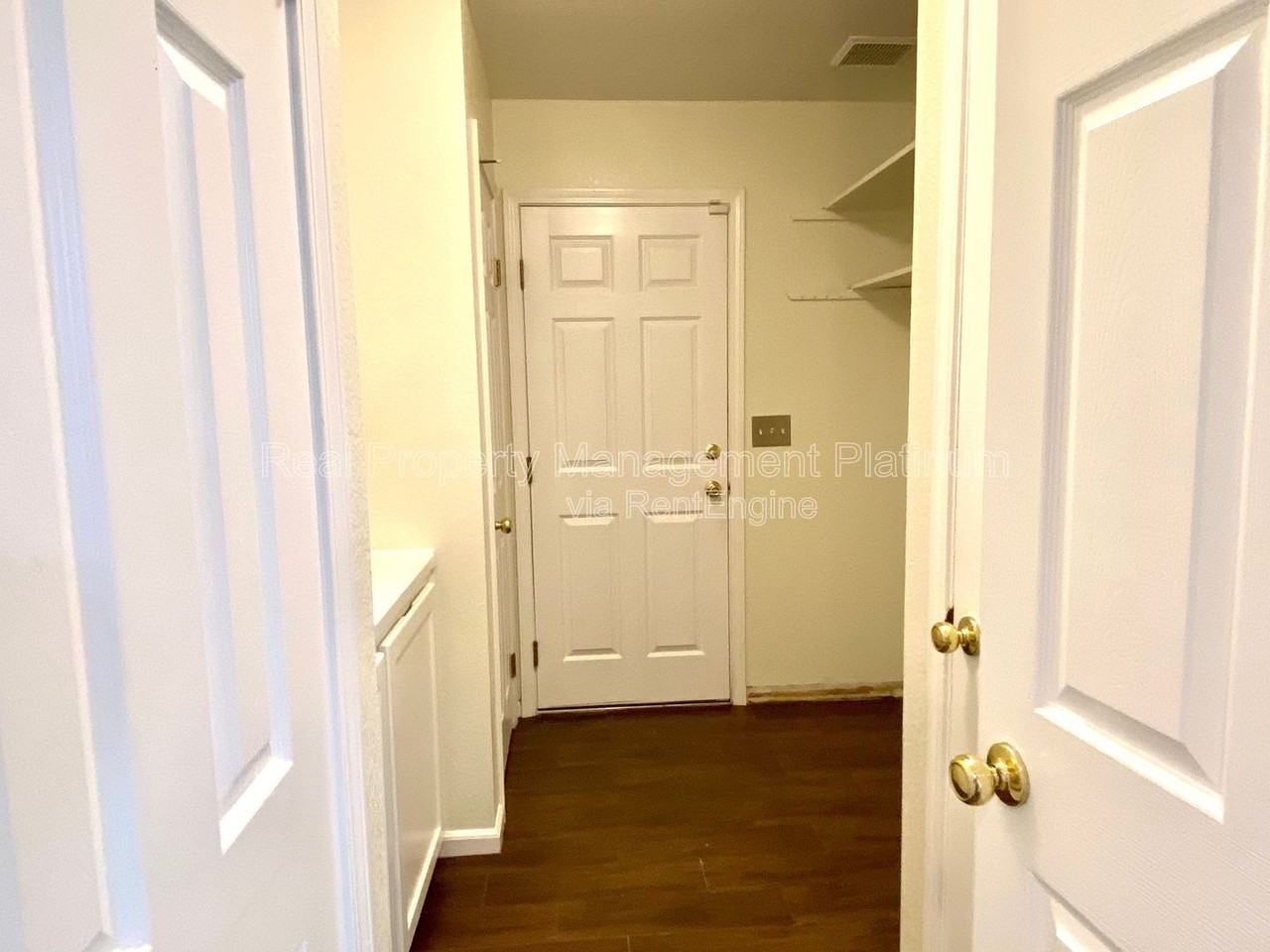 5811 W Sample Ave - Photo 5 of 23