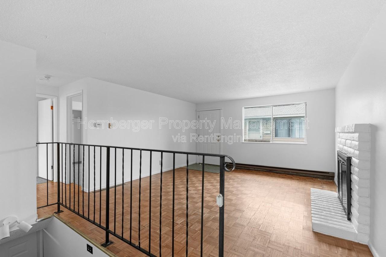 37 E Rockwell Ave - Photo 2 of 16