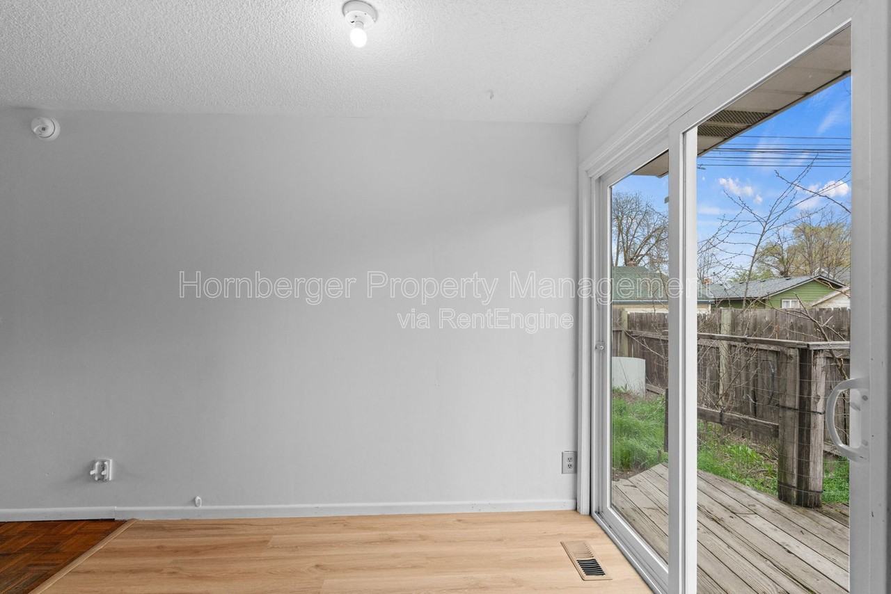 37 E Rockwell Ave - Photo 5 of 16