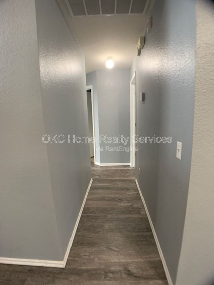 16313 Everglade Ln - Photo 4 of 22