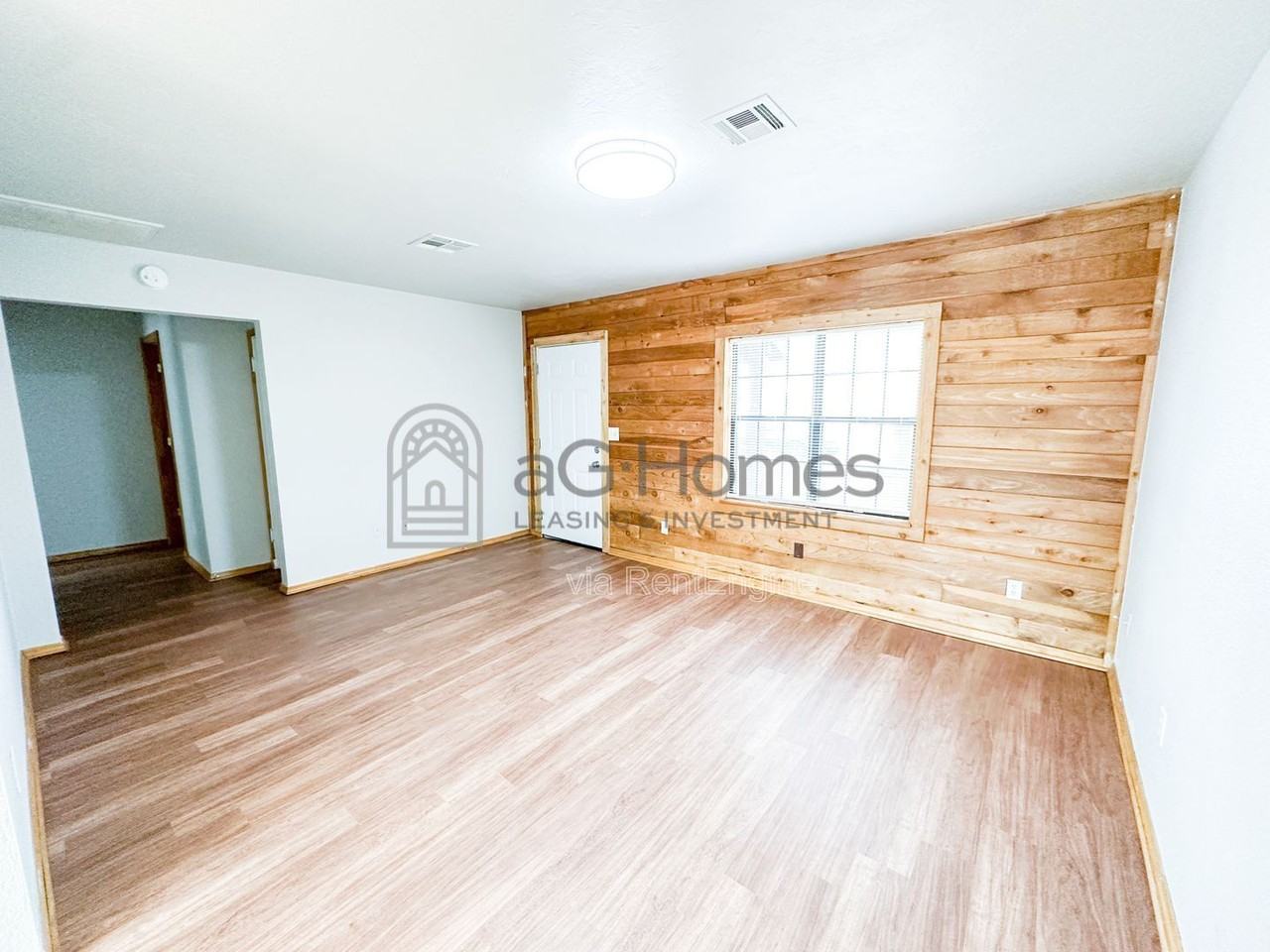 2212 Doris Ave - Photo 6 of 19