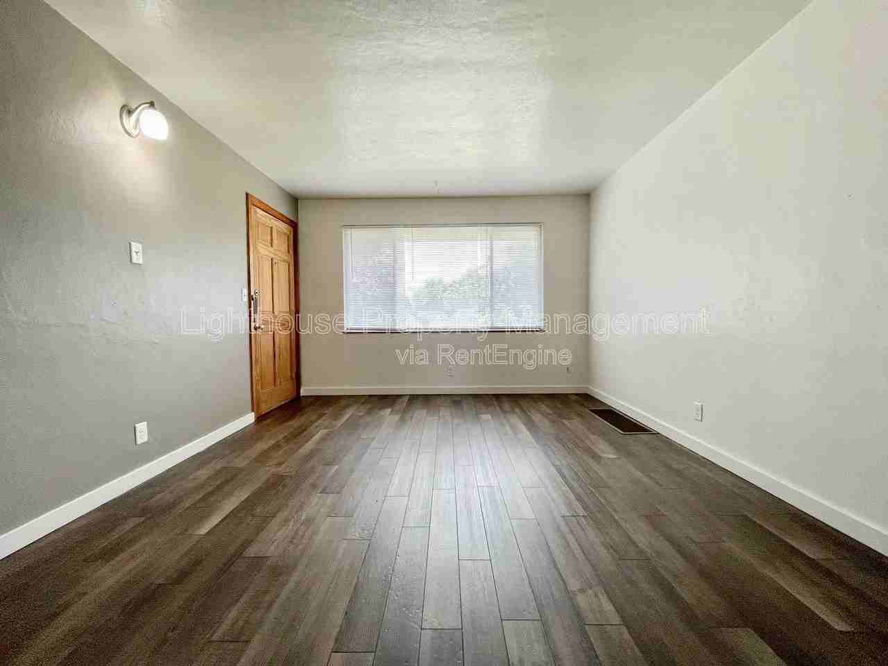 1220 Ottillia St Se #D - Photo 6 of 14