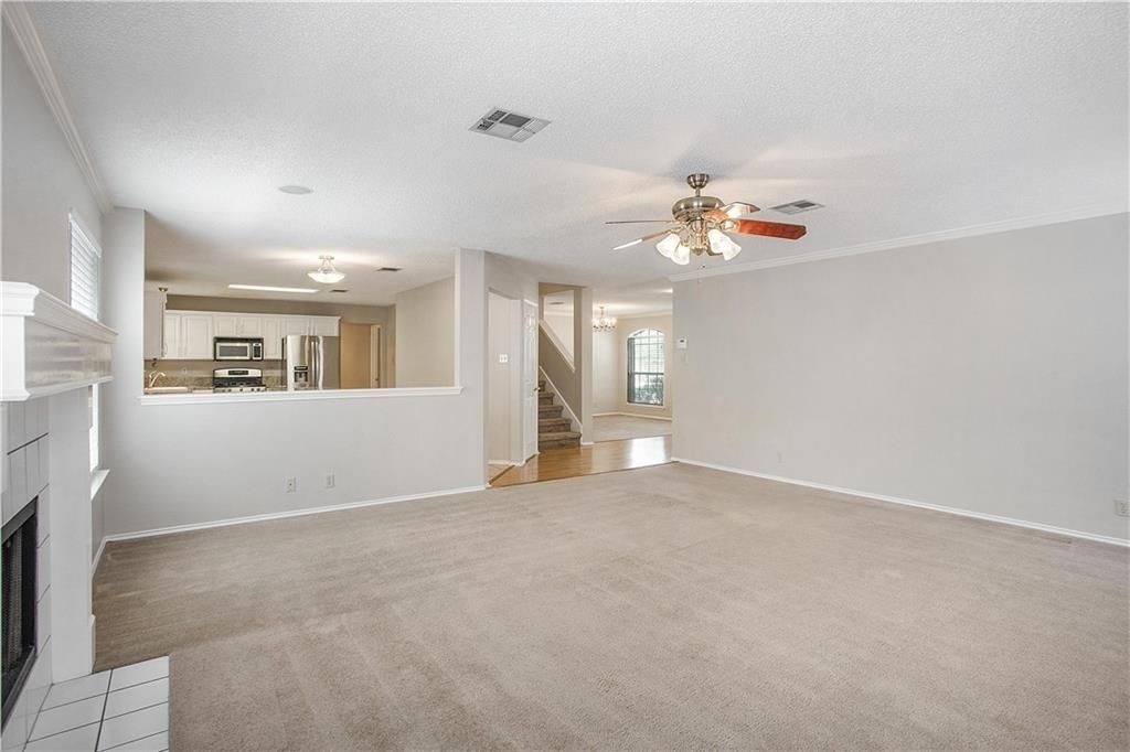 608 Creekmont Dr - Photo 6 of 50