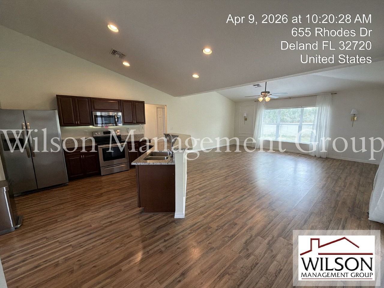 655 Rhodes Dr - Photo 6 of 22