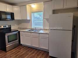 featured image of 2716 Nichols Rd #3