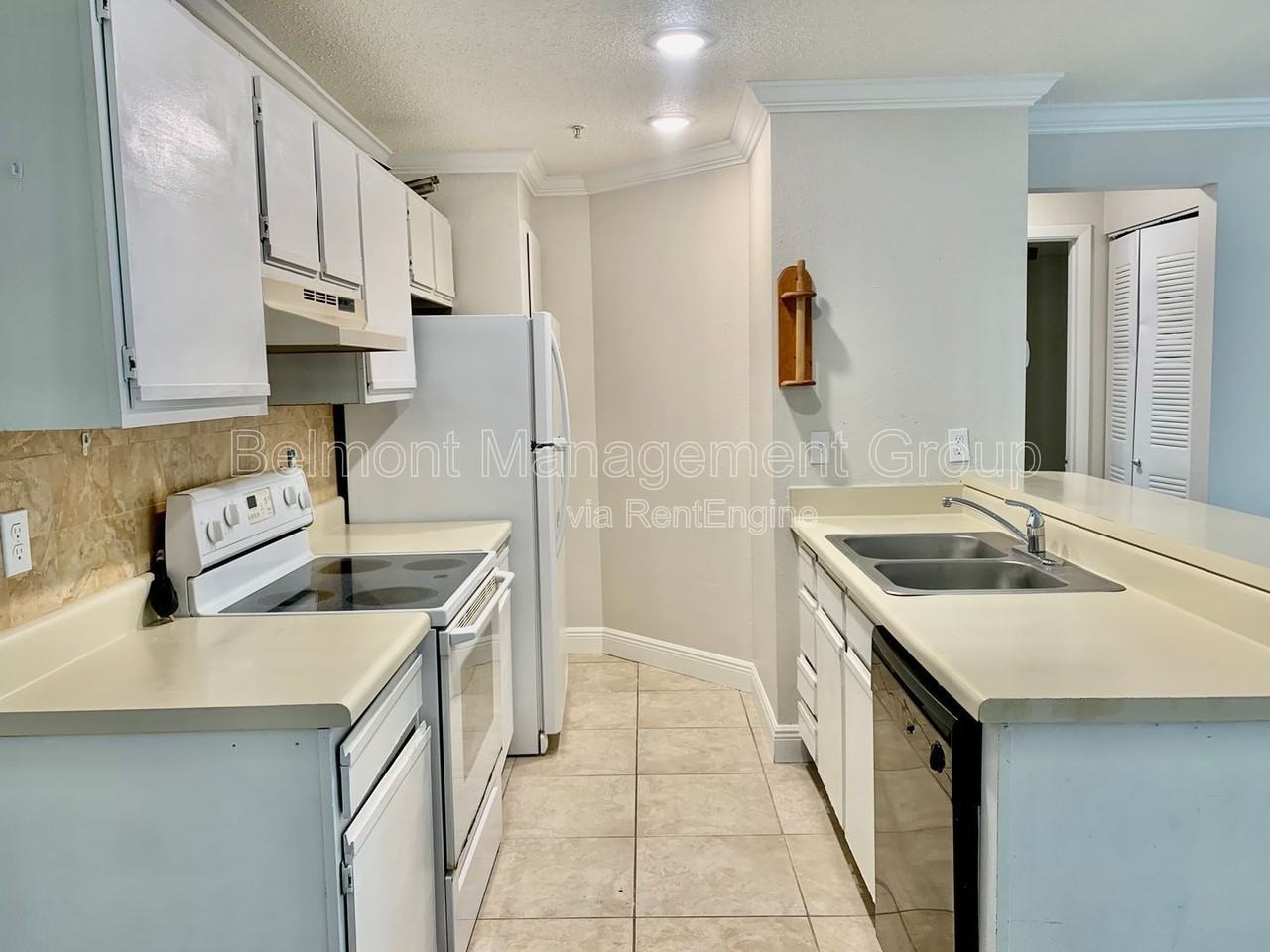 958 Salt Pond Pl #204 - Photo 3 of 11