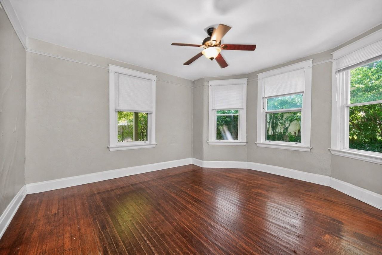 635 Straight St #635S - Photo 3 of 10