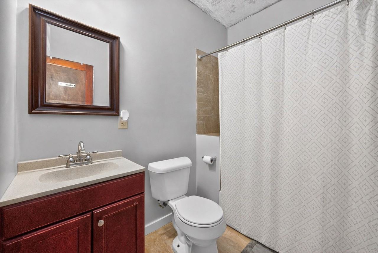 635 Straight St #635S - Photo 6 of 10