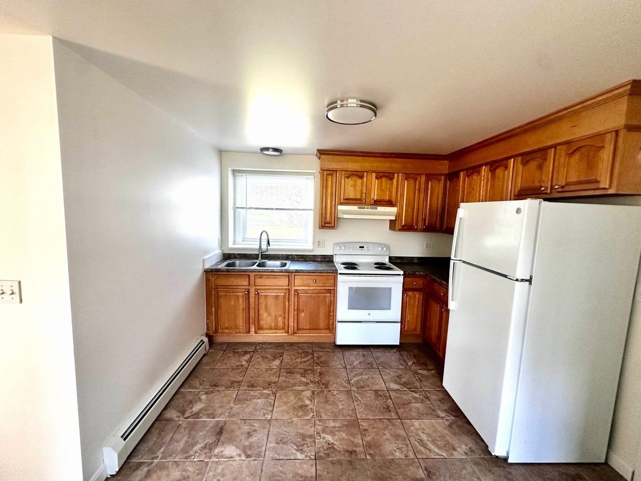 58 Old Concord Tpke #2 - Photo 4 of 14