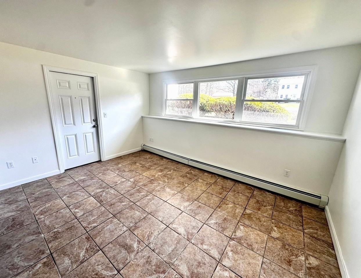 58 Old Concord Tpke #2 - Photo 5 of 14