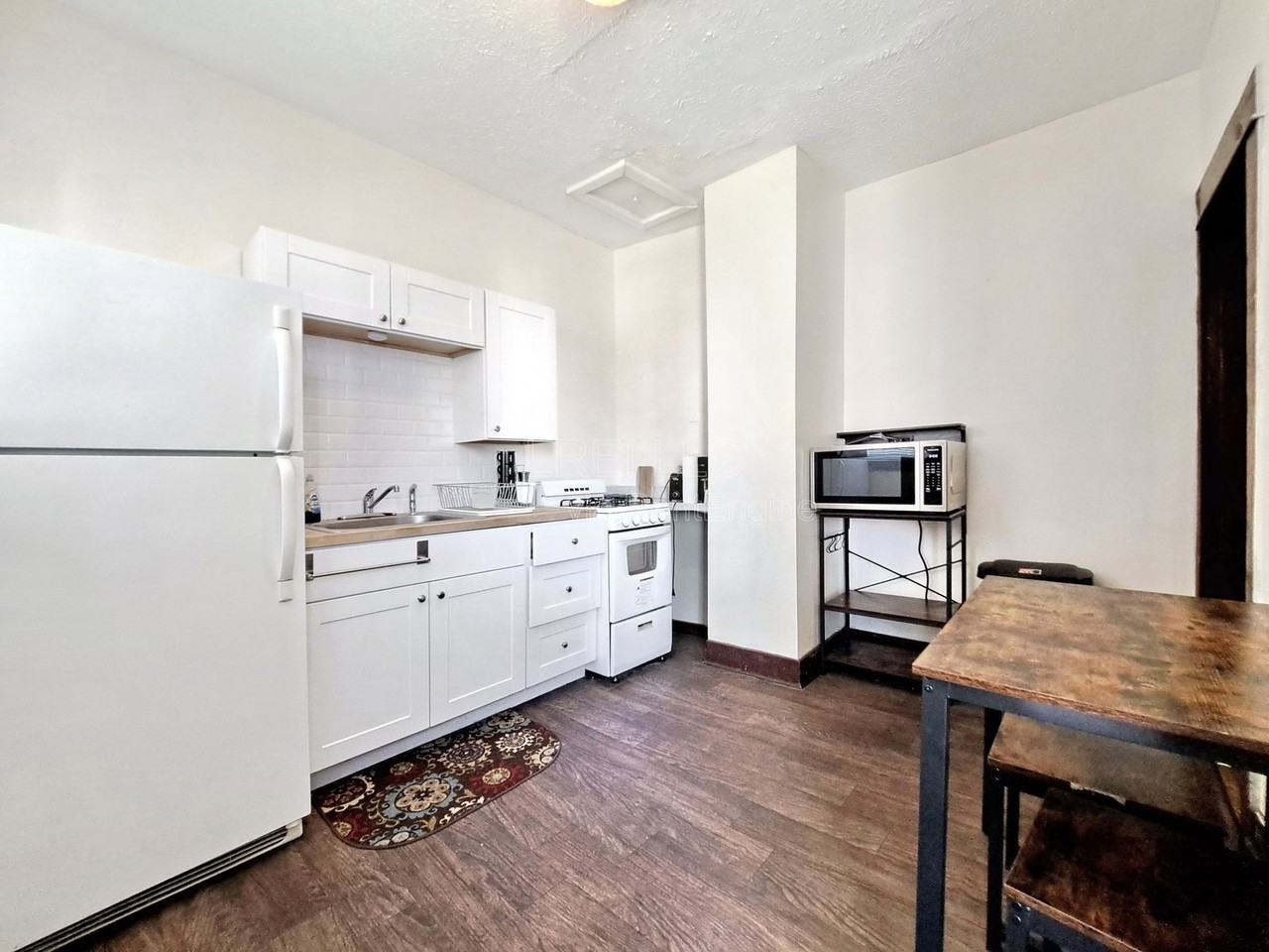 1209 Central Ave #2 - Photo 2 of 12