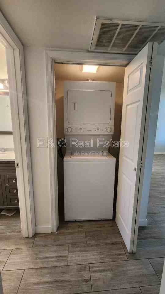 6819 N 12th St #3 - Photo 7 of 10
