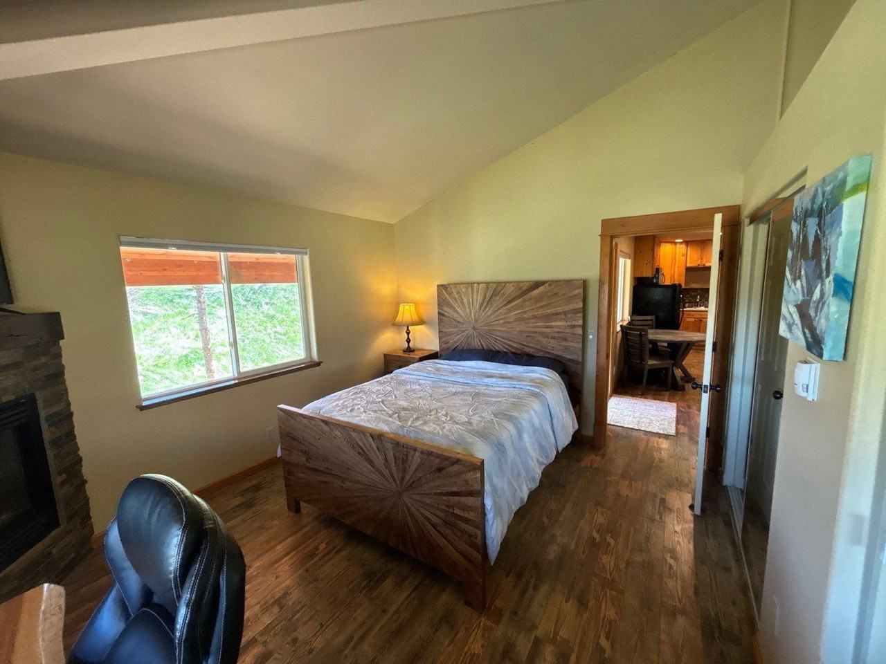 300 Blackberry Ln #2 - Photo 5 of 15