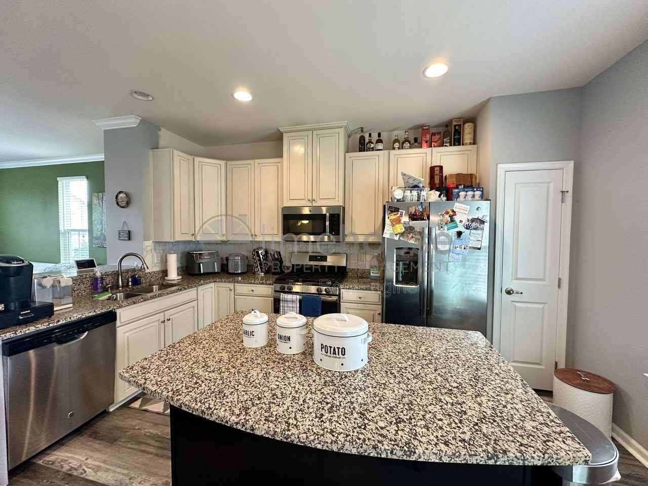 724 Phalarope St #1 - Photo 5 of 20