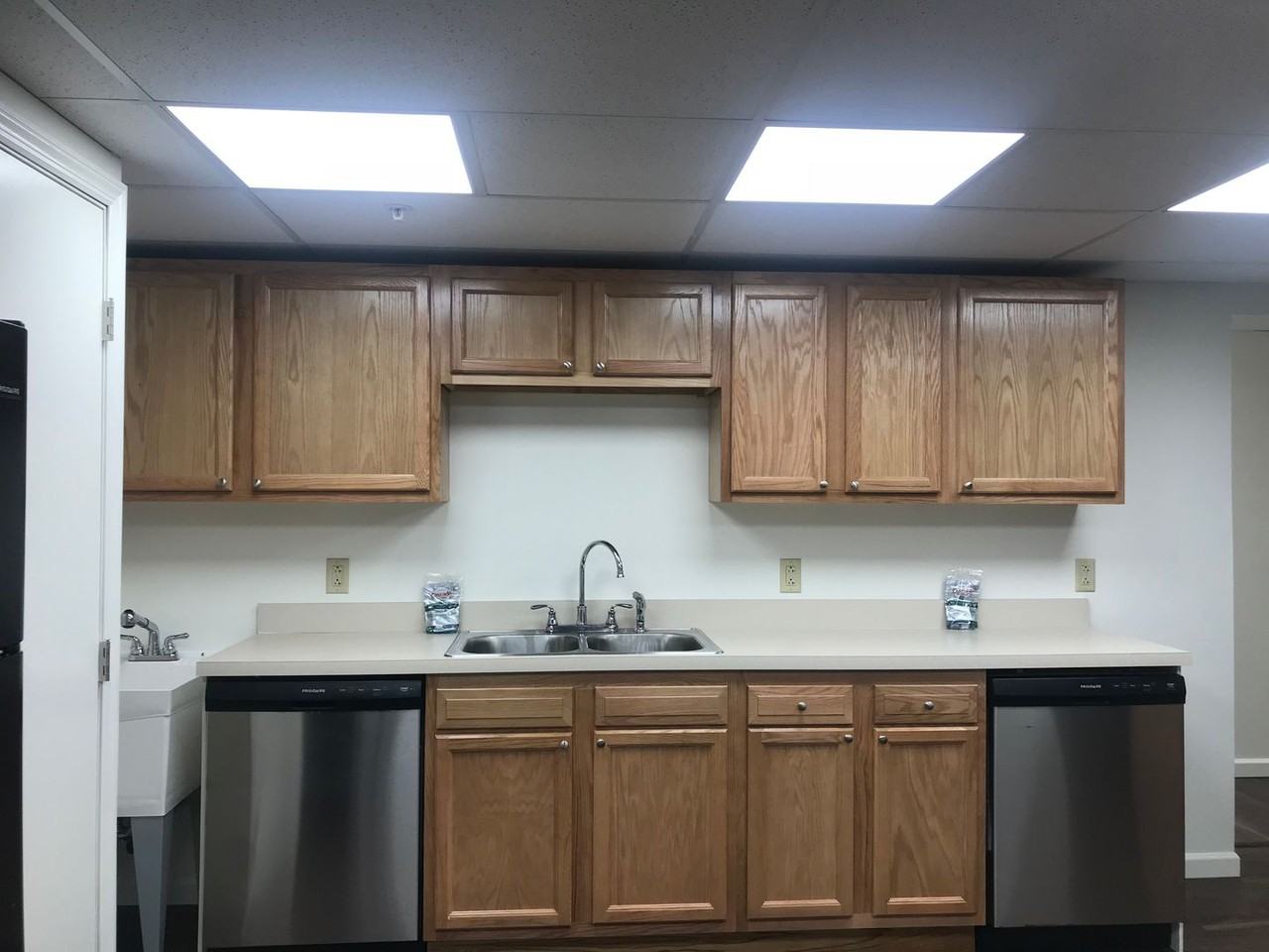 145 N. Gill St. - Photo 6 of 19