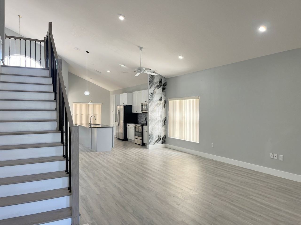 212 Purslane Pass - Photo 4 of 27