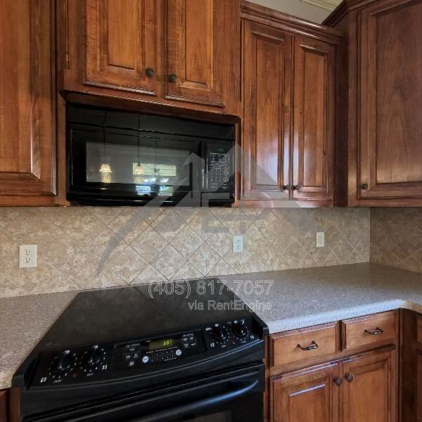 3216 Songwood Dr - Photo 4 of 11