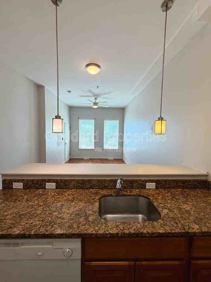 10 E 22nd St - Photo 6 of 12