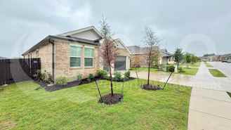 2528 Four Waters Loop - Photo 1 of 1