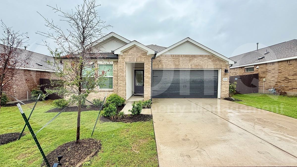 2528 Four Waters Loop - Photo 5 of 5