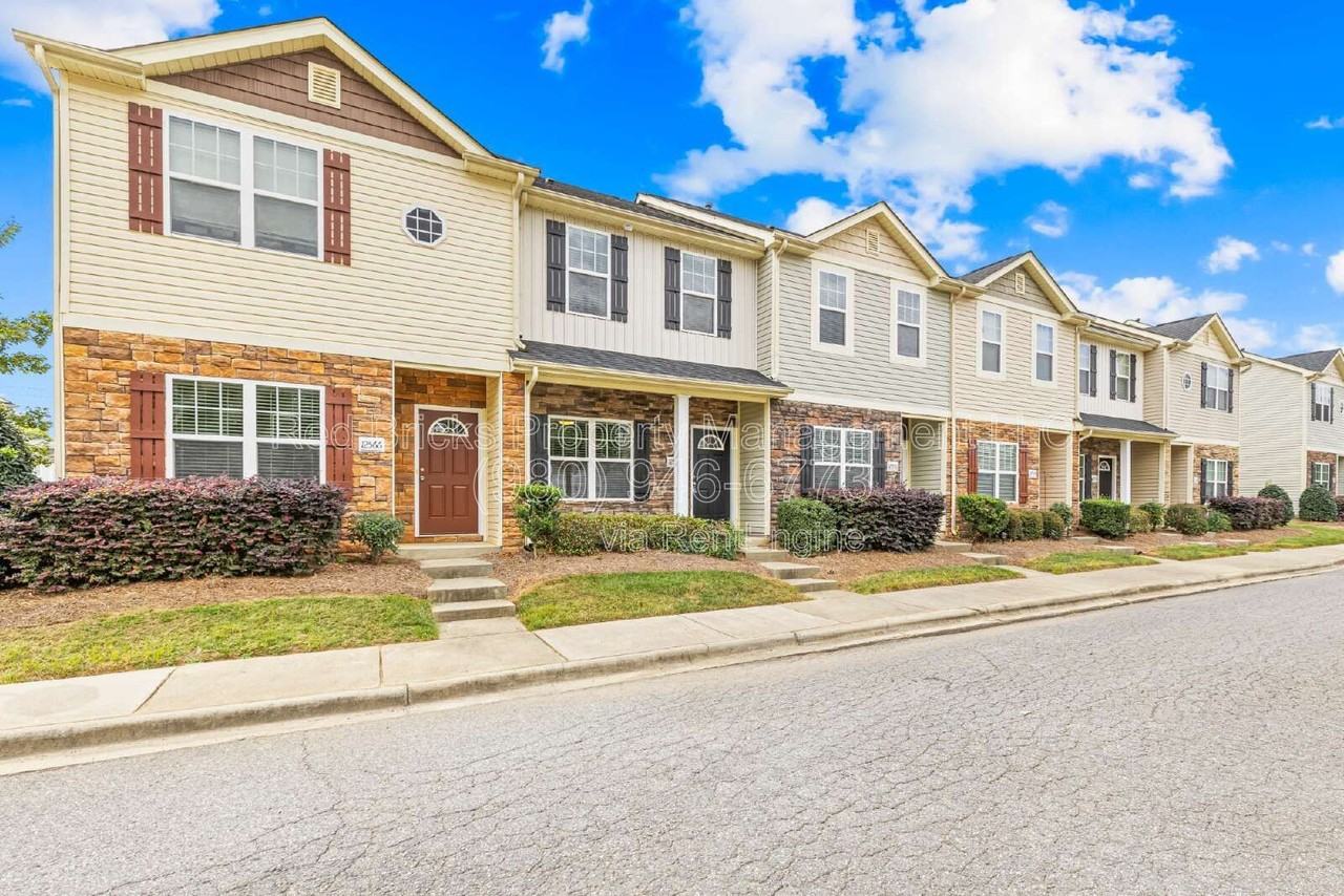 12562 Mcgrath Dr - Photo 3 of 18