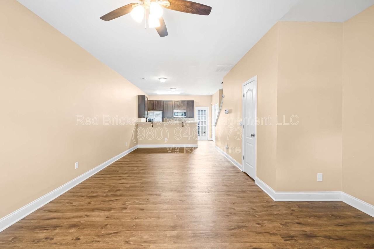 12562 Mcgrath Dr - Photo 6 of 18