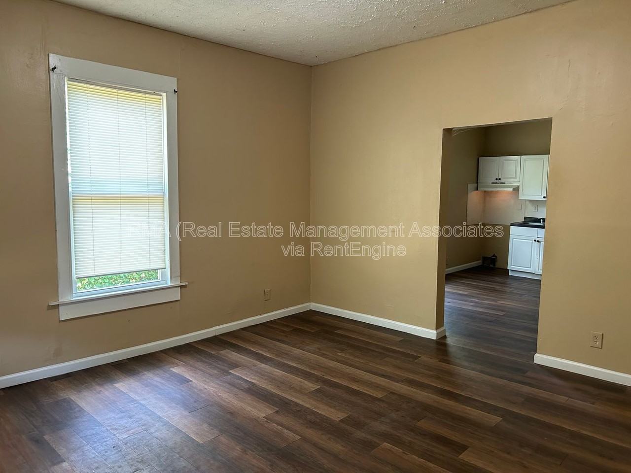 108 Elm St #A - Photo 2 of 5