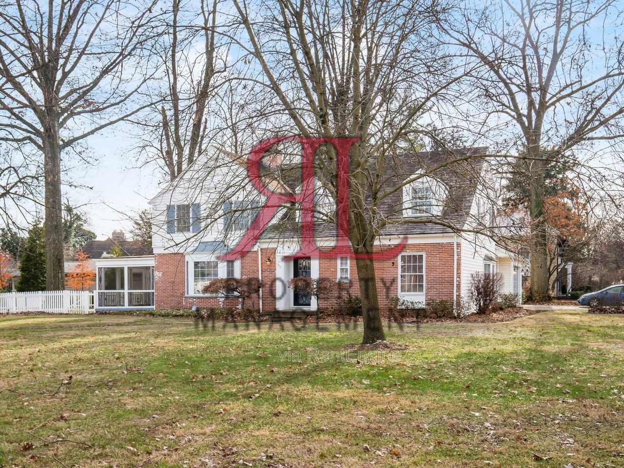 85 Eastmoor Blvd - Photo 4 of 50