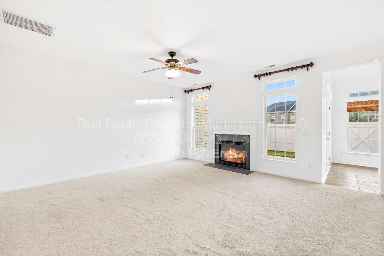 117 Snead Rd - Photo 5 of 27