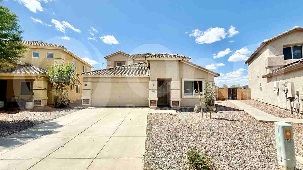 10464 N 116th Ln - Photo 4 of 28