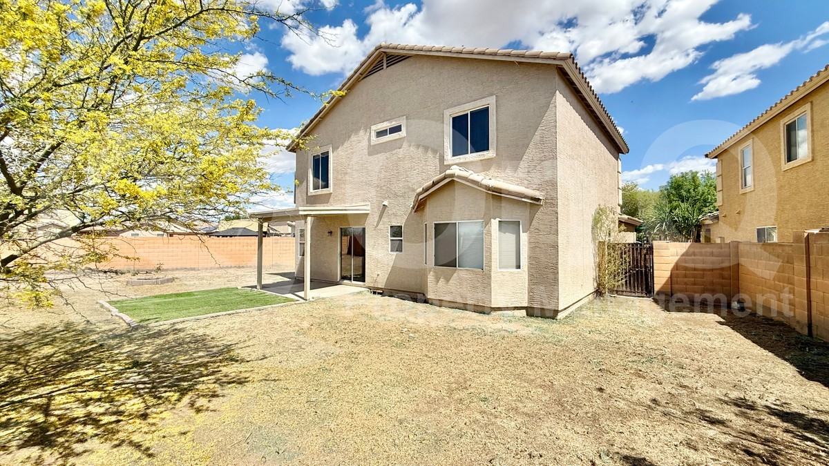 10464 N 116th Ln - Photo 7 of 28