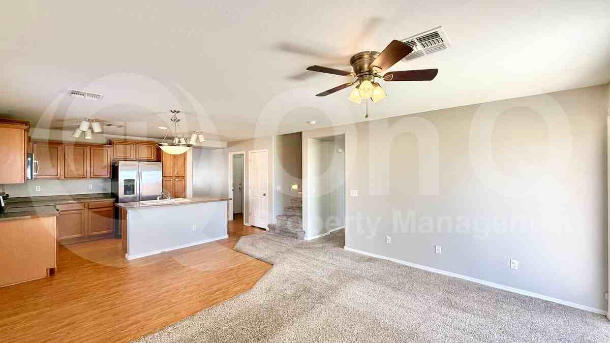 10464 N 116th Ln - Photo 6 of 28