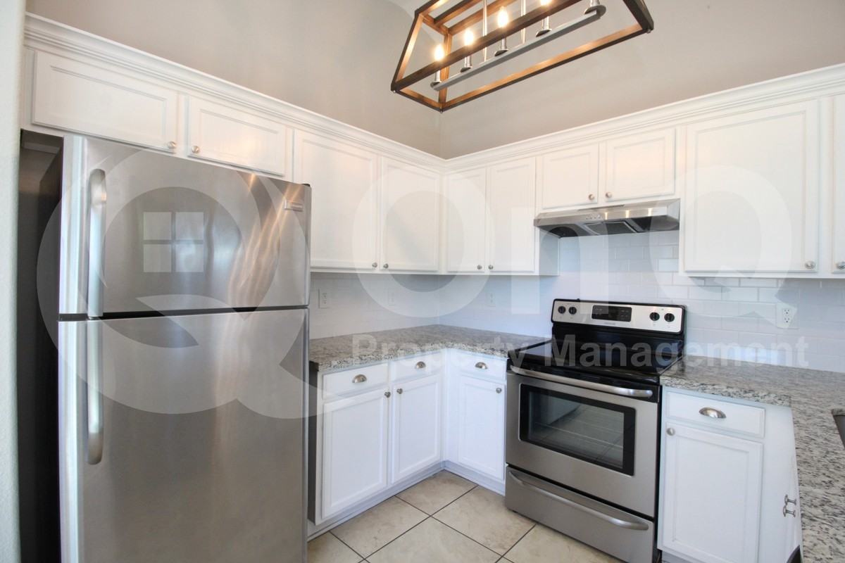 3049 W Covey Ln - Photo 5 of 39