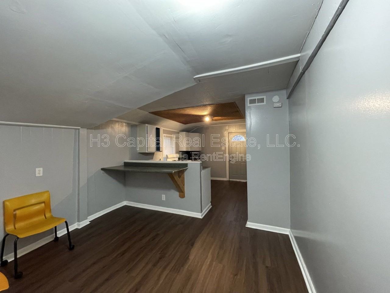 77 Sunset Ave - Photo 3 of 12