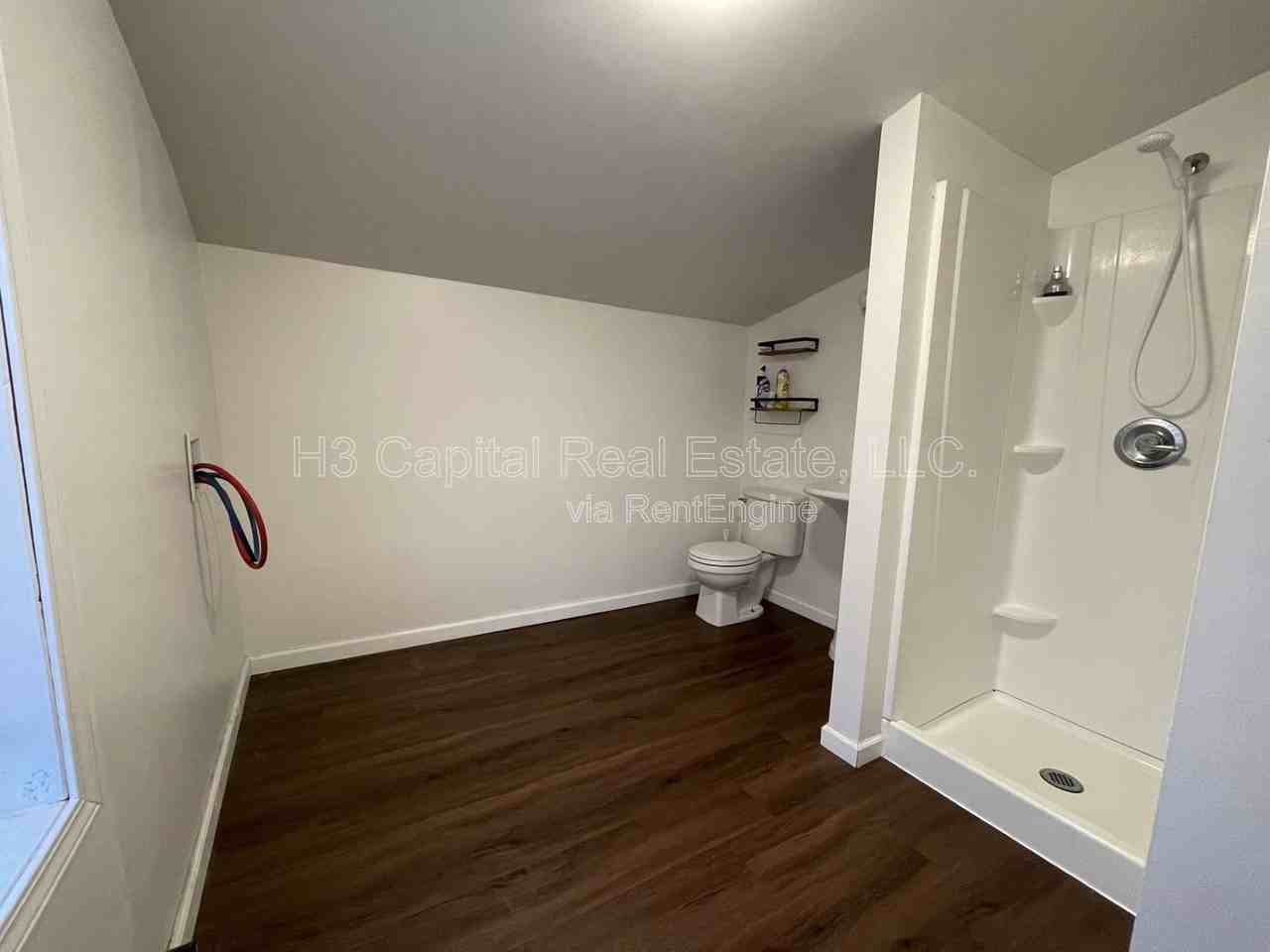 77 Sunset Ave - Photo 5 of 12