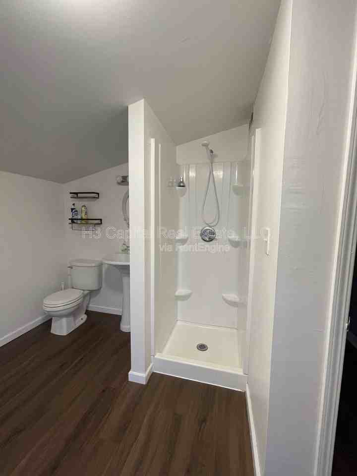 77 Sunset Ave - Photo 6 of 12